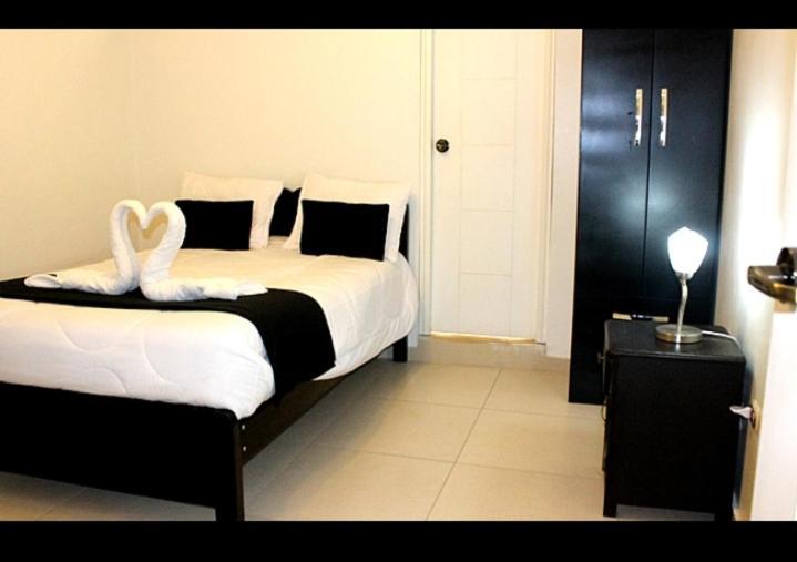 Hostal Universal Huaraz Экстерьер фото